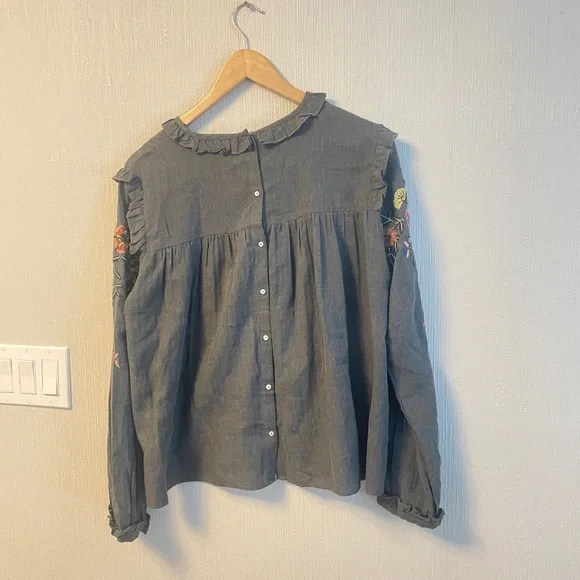 Embroidered Zara Top - Picture 2 of 3